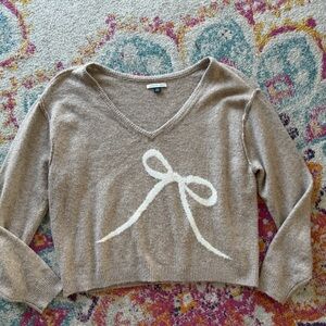 American Eagle Outfitters Tan V-Neck Sweater with White Bow